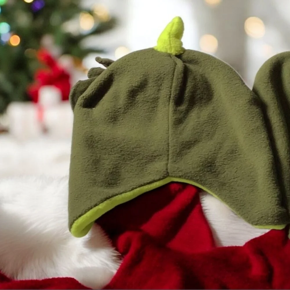 Hat & mitten set NWT with horn on top green pull on school ready unisex…